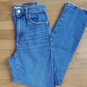 Great Condition Madewell High Rise Slim Crop Boyjean In Lavern Wash